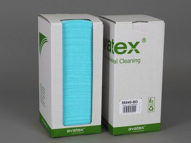 Krabice ve kterých jsou modré textilní ubrousky